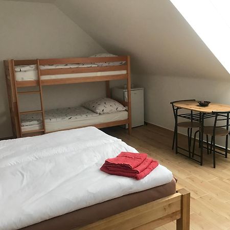 Penzion U Kostela Kuzelov Exteriér fotografie